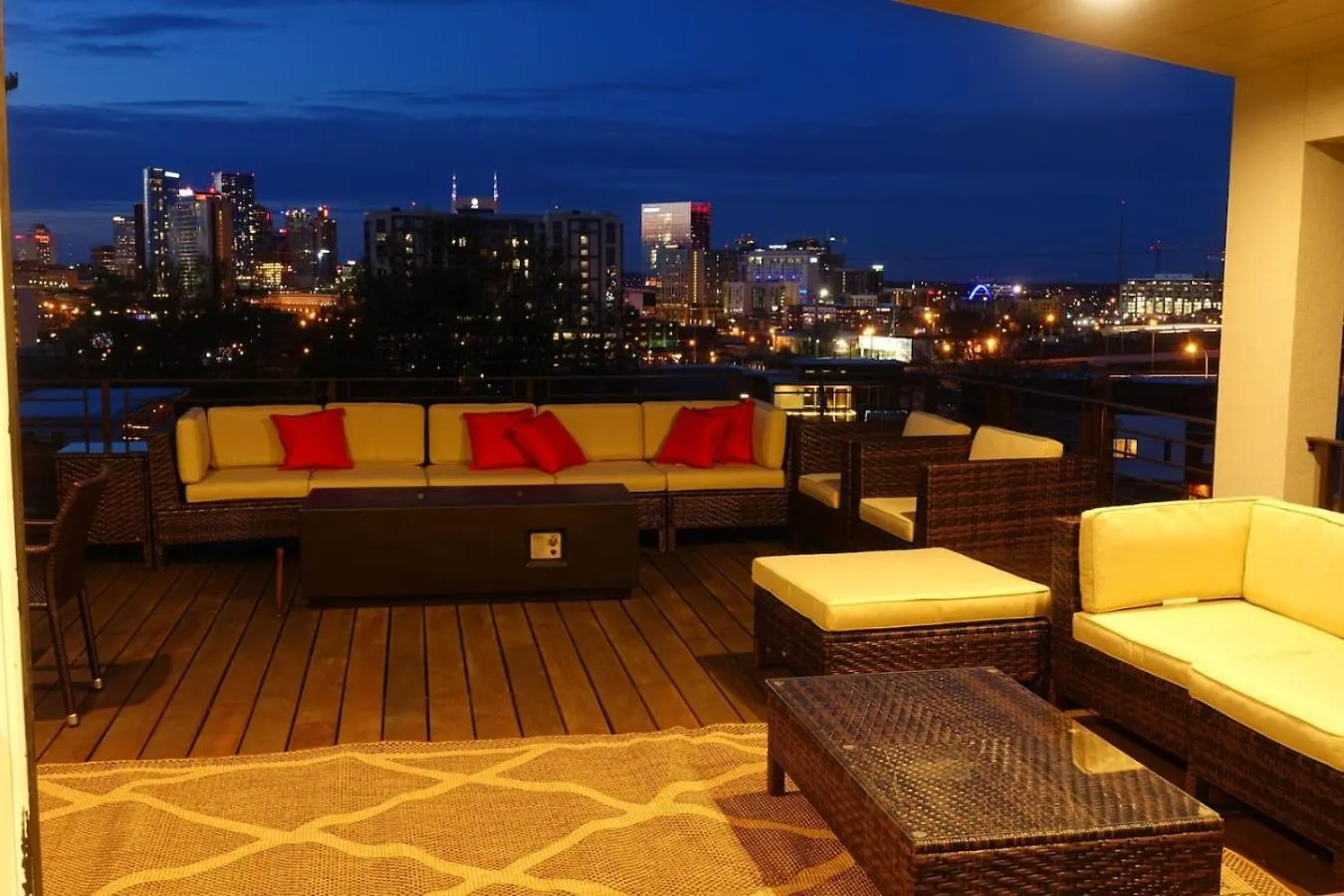 Ferienhaus The Dove Downtown Modern Huge Rooftop Deck Gulch Nashville