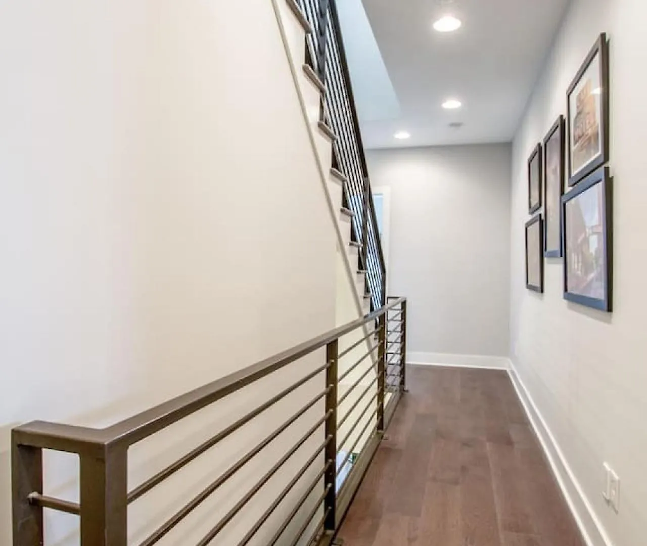 Holiday home The Dove Downtown Modern Huge Rooftop Deck Gulch Nashville